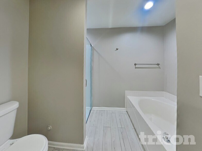 Building Photo - 105 Haven Grove Trail