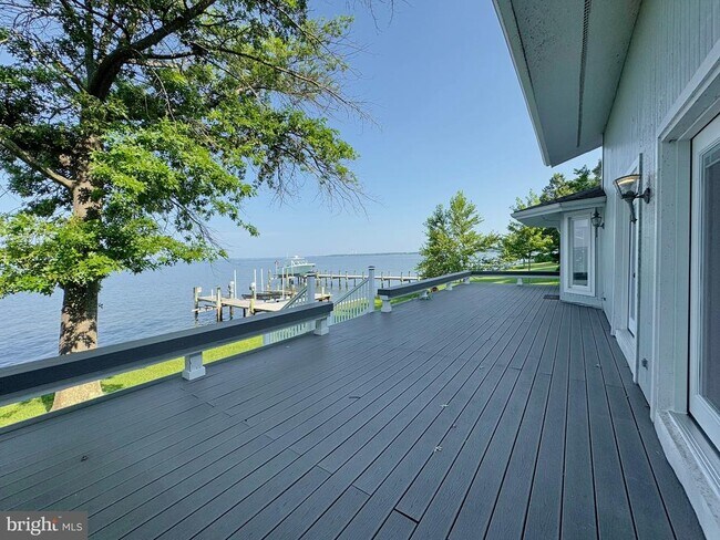 Building Photo - 11470 Mohawk Ct