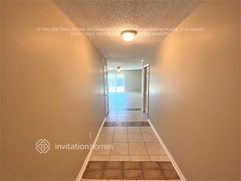 Building Photo - 8649 Collins Ridge Blvd S