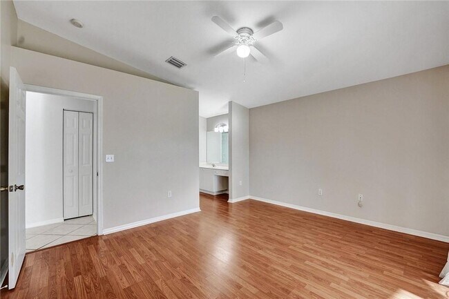 Building Photo - 5248 NW 117th Ave