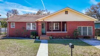 Building Photo - Renovated Seminole Heights Home w/Bonus Room!