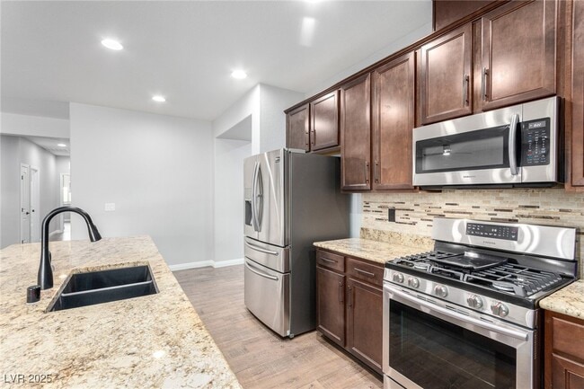 Building Photo - 5344 Bocopa St