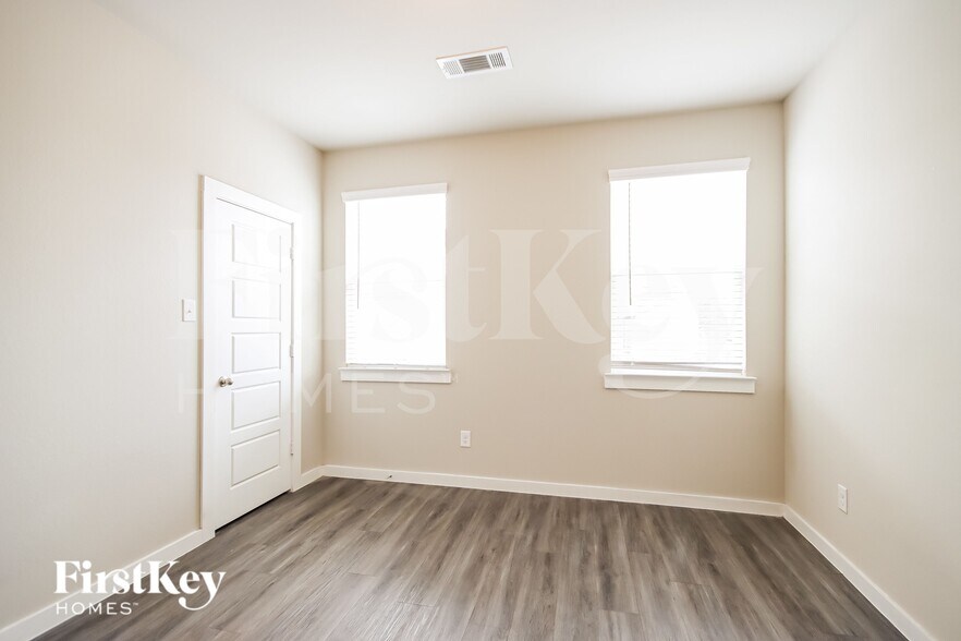 Building Photo - 18403 Idyllic Aly