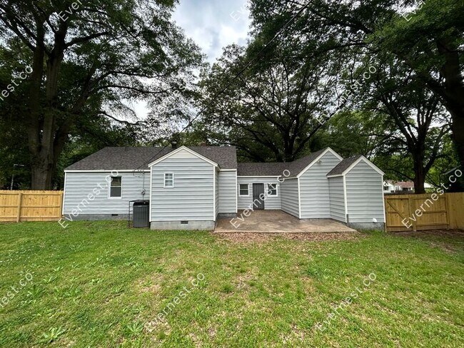 Building Photo - 4858 Auburn Rd