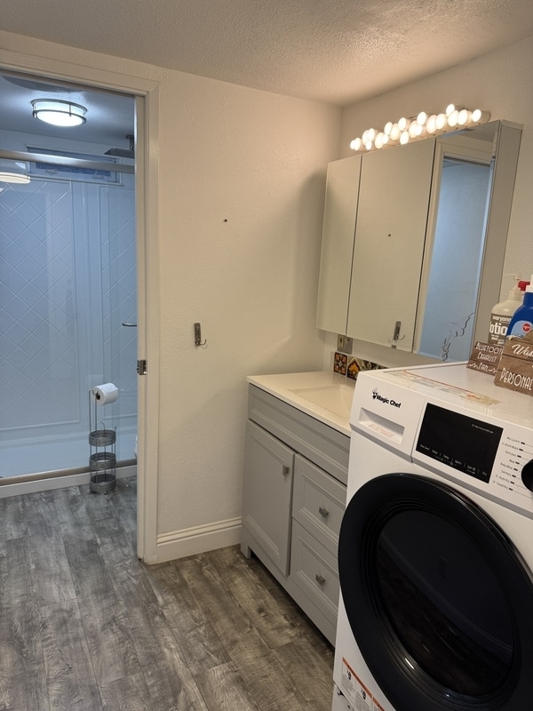 Building Photo - 526 Mill St