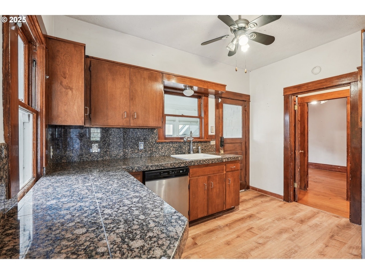 Main Kitchen - 8921 SE Washington St
