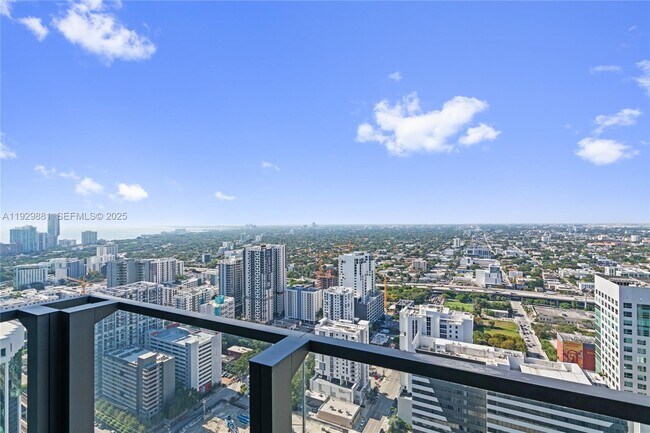 Building Photo - 88 SW 7th St