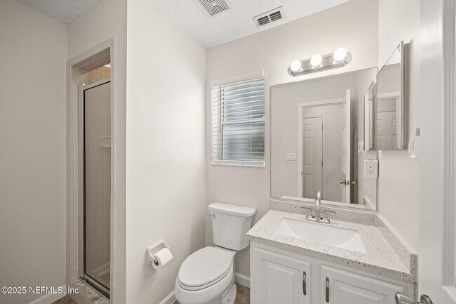 Building Photo - 6218 Hunters Ln