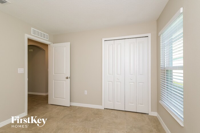 Building Photo - 321 S Haven Ct