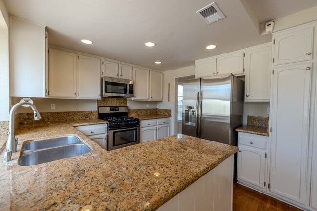 Building Photo - 7588 Rock Canyon Dr