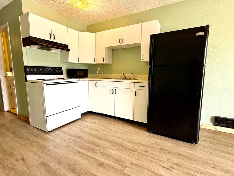 Kitchen - 377 AR 56 Hwy