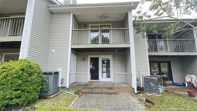Building Photo - 590 Townhouse Ln