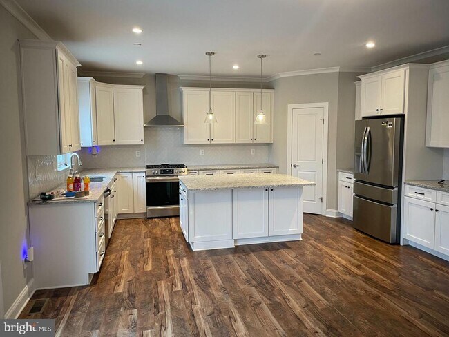 Building Photo - 1318 Ivy Hill Rd