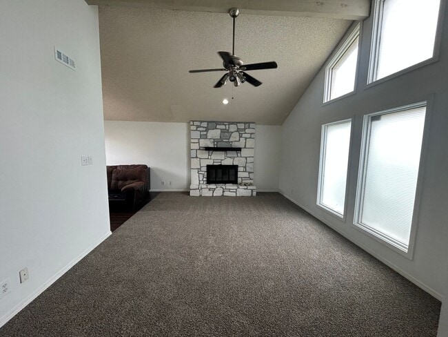 Building Photo - South Tulsa gem!