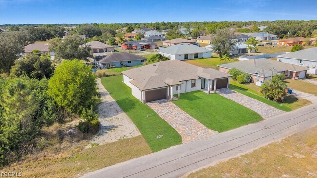 Building Photo - 328 Gordon Ave S