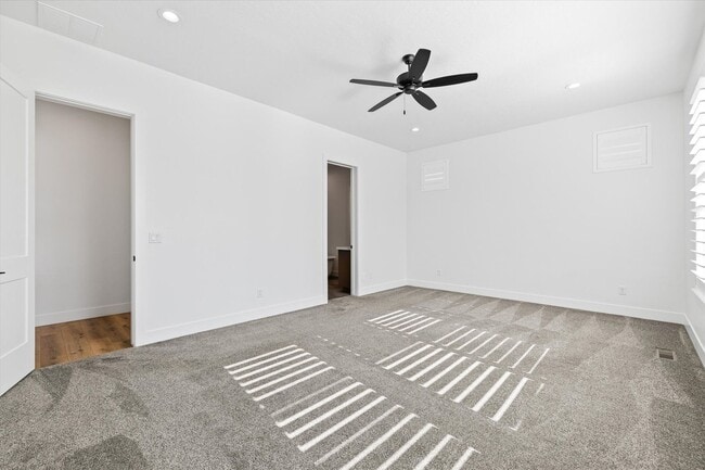 Building Photo - Luxury 5-Bed + Bonus + RV Garage Home for Lease in Dry Creek Ranch