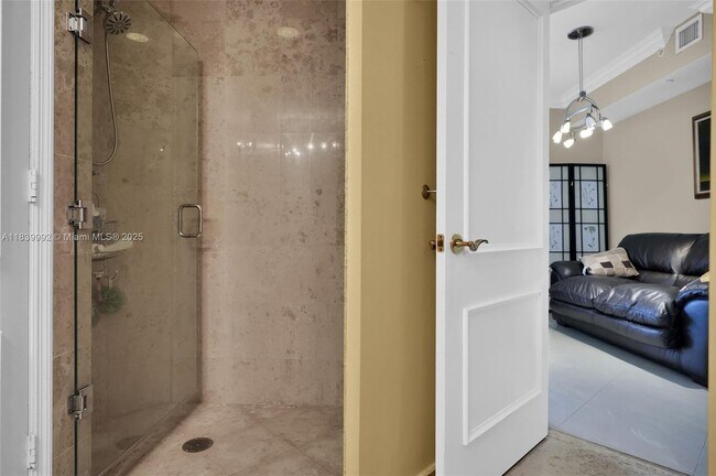 Building Photo - 4779 Collins Ave