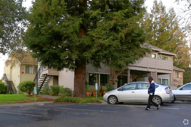 Building Photo - Gravenstein North Apartments