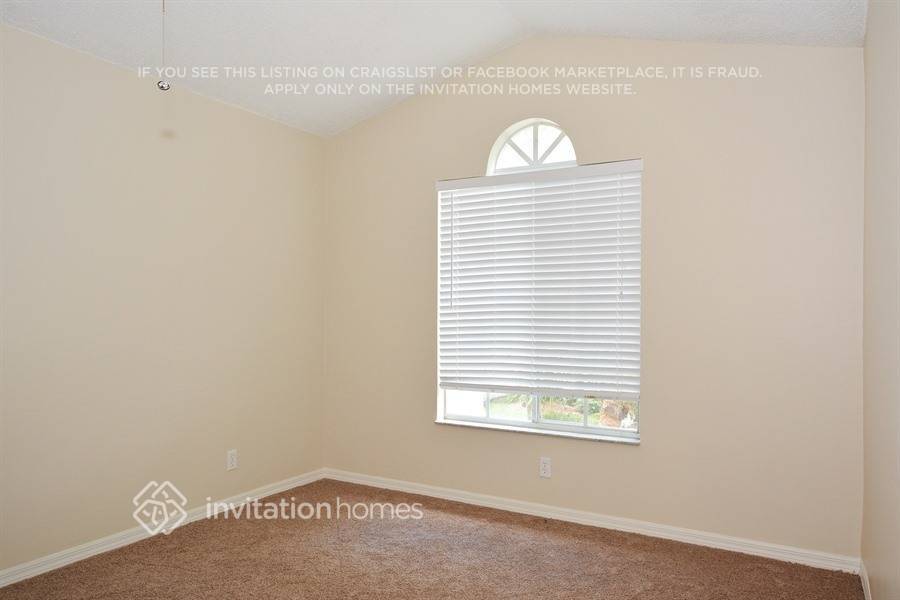 Building Photo - 8556 NW 57th Dr