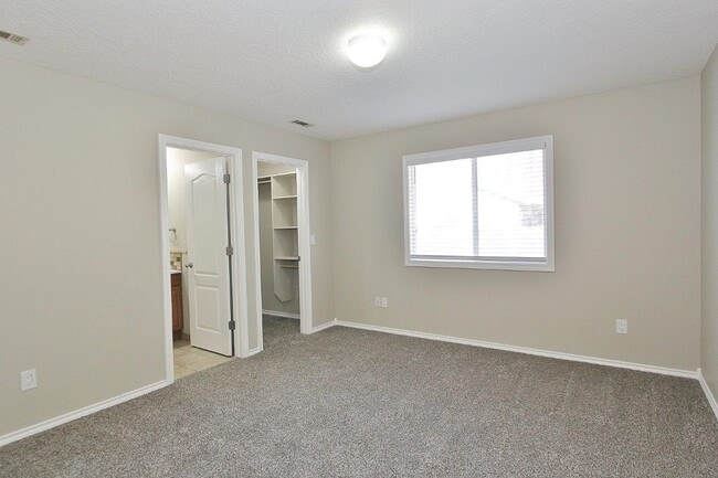 Building Photo - Clean Single-Level Home in Quiet Neighborhood