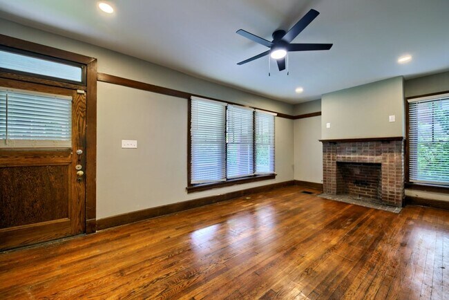 Building Photo - OSU Single Family House! Great Location!