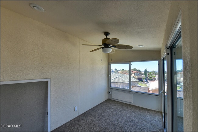 Building Photo - 6123 La Posta Dr
