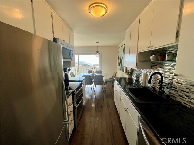 Building Photo - 630 The Village