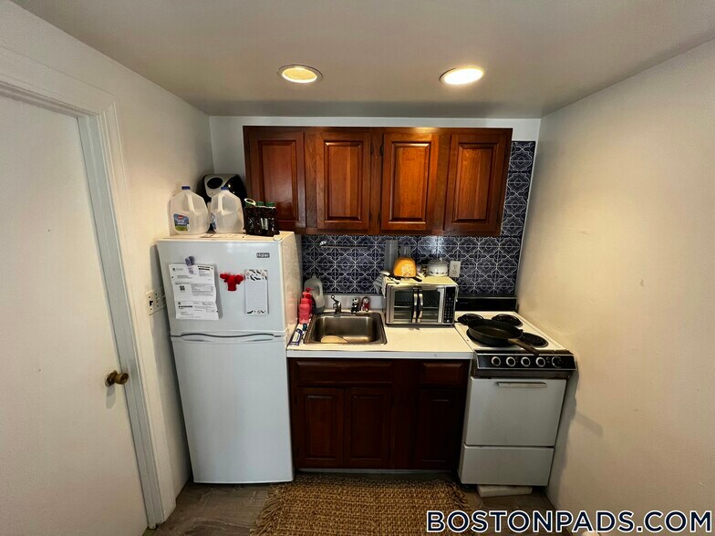 Building Photo - 61 S Huntington Ave