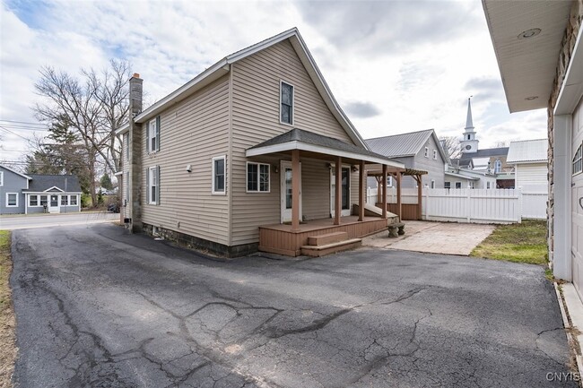 Building Photo - 5383 Bostwick St