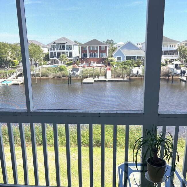 Building Photo - 4530 N Plantation Harbour Dr