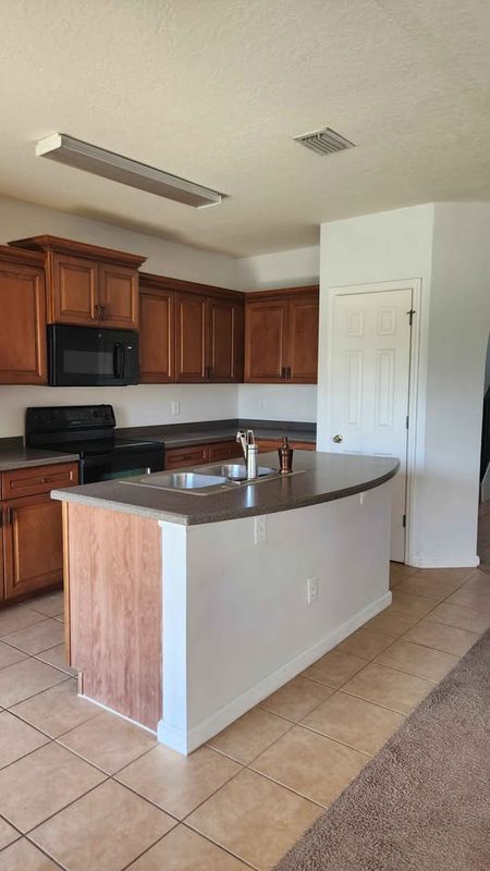 Building Photo - 1265 Marquise Ct