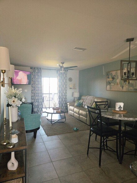 Building Photo - 25275 Rampart Blvd