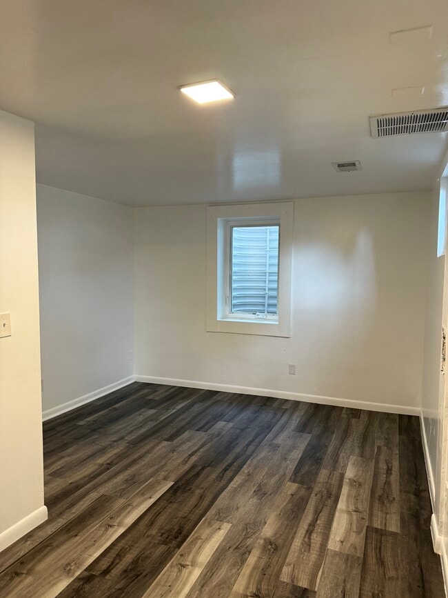 Building Photo - 3833 W Quigley Dr