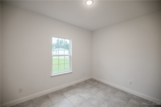 Building Photo - 2412 SW 163rd Pl