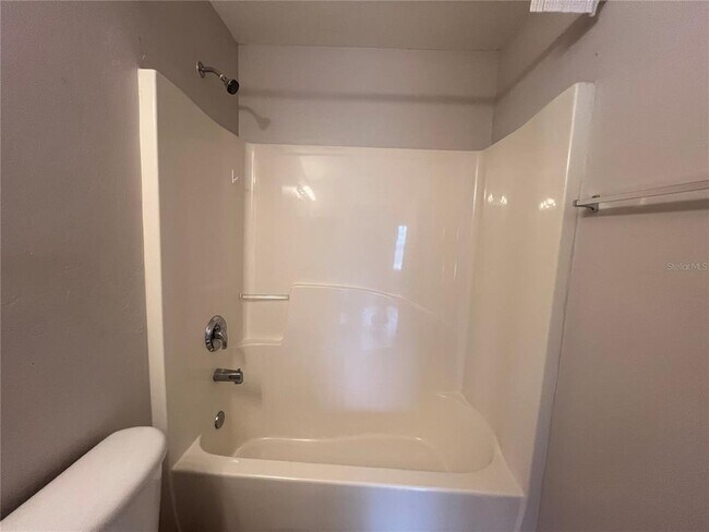 Building Photo - 3228 Lucaya Ave