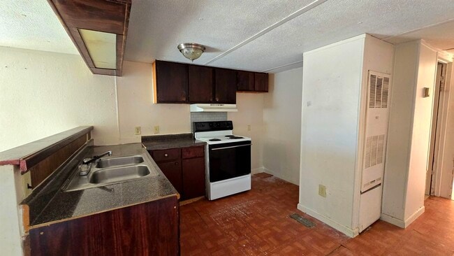 Building Photo - 4528 La Cienega Ln
