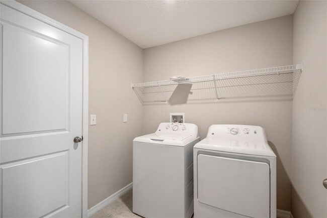 Building Photo - 7122 Samuel Ivy Dr