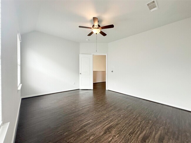 Building Photo - 23610 Carducci Dr