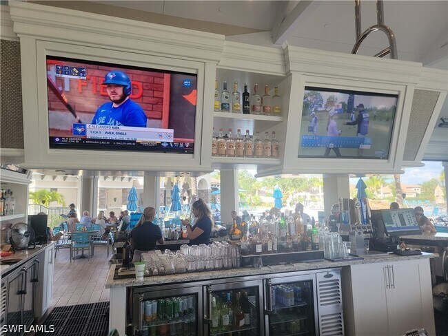 Building Photo - 10275 Heritage Bay Blvd