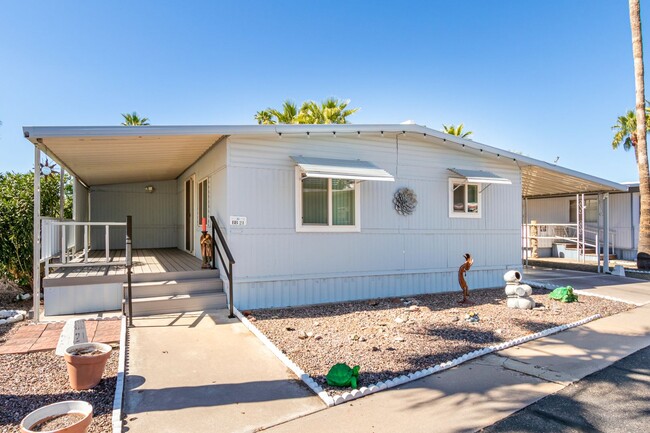 Building Photo - Remodeled 2-Bedroom, 2-Bath Home in Gated ...