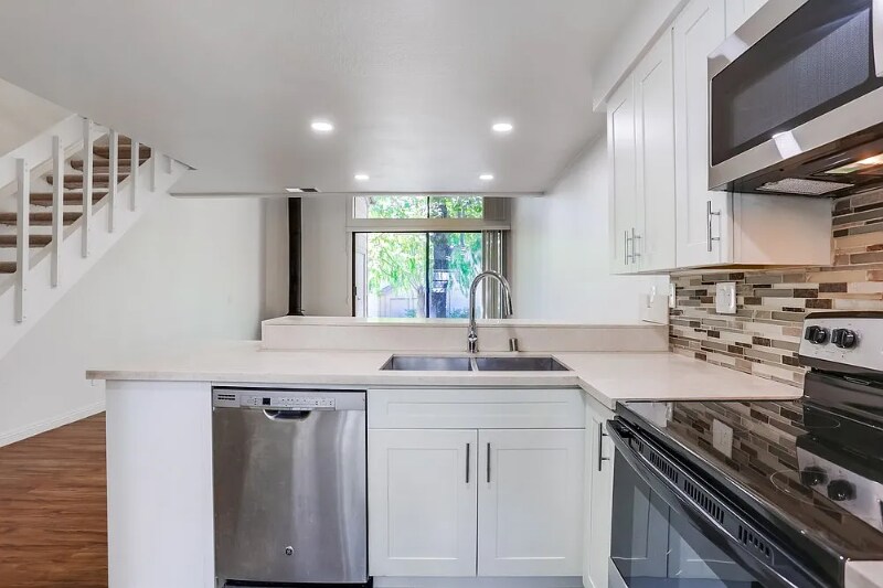 Building Photo - 26701 Quail Creek