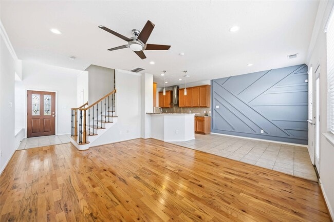 Building Photo - 3205 Victorian Manor Ln