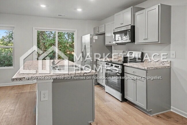Building Photo - 4147 Hudson Ct SW