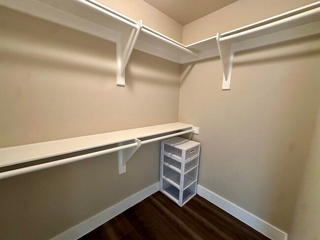 Building Photo - 7938 Elka Lp