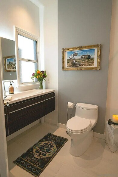 Building Photo - 2925 Graceland Way