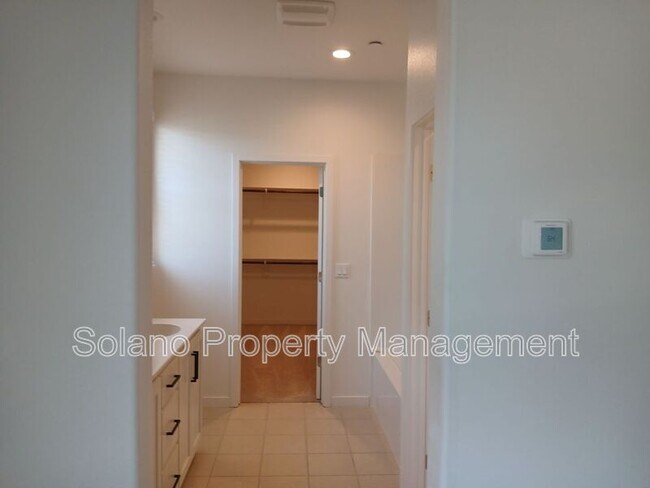 Building Photo - 1284 Warmth Ct