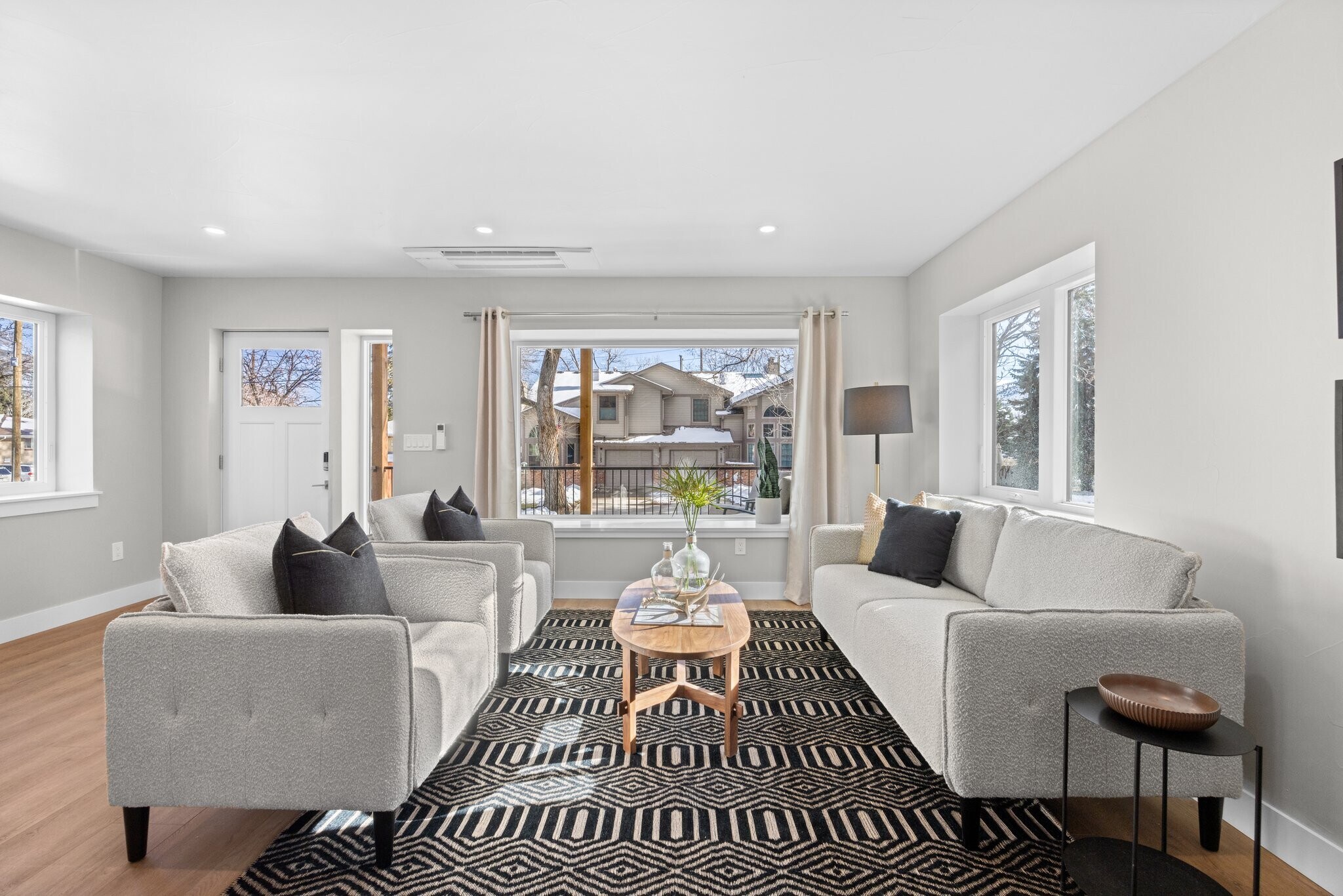 Building Photo - 1112 Miller Pl