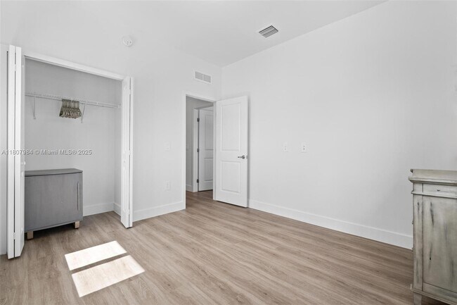 Building Photo - 18920 SW 344th Terrace