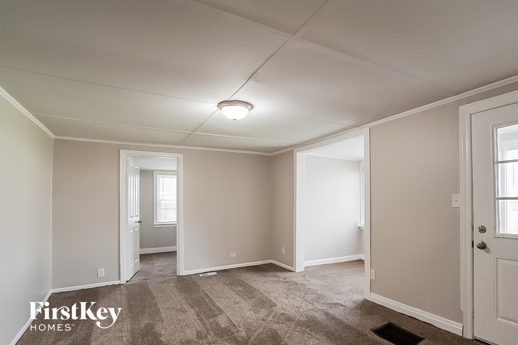 Building Photo - 113 N Metropolitan Ave