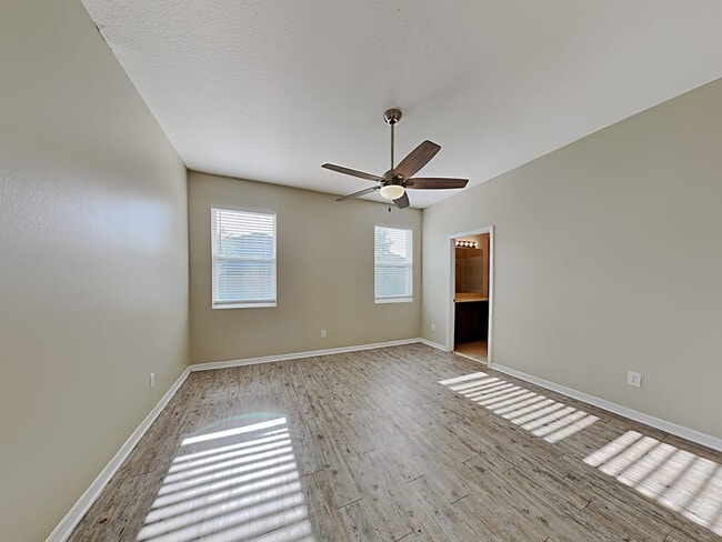 Building Photo - 3821 Enchantment Ln